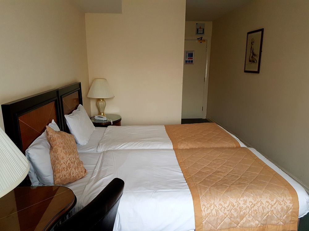 The Ashley Hotel 헤일 외부 사진